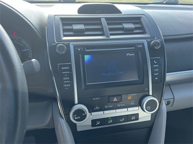Thumbnail: 2012 Toyota Camry - 14