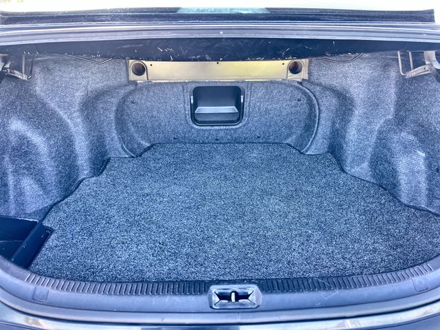 Thumbnail: 2010 Toyota Camry - 16