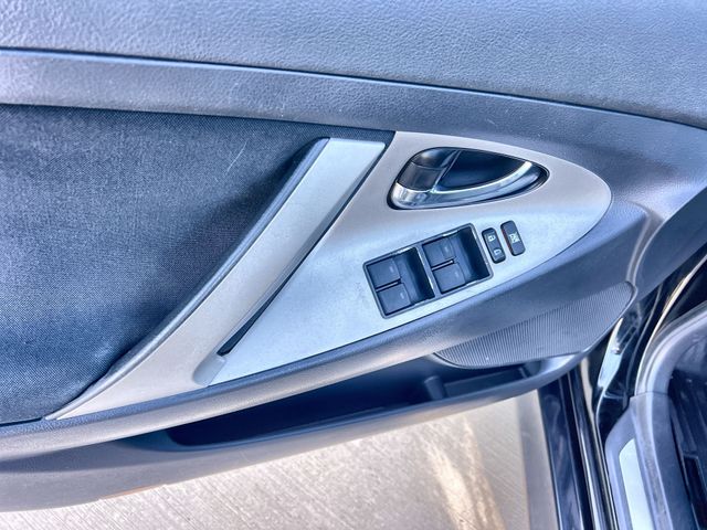 Thumbnail: 2010 Toyota Camry - 28
