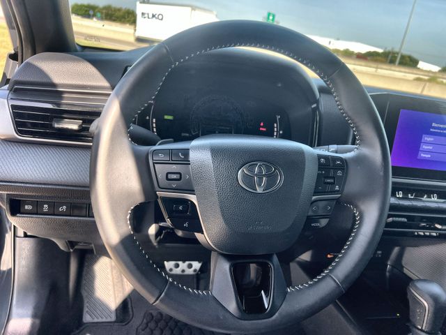 Thumbnail: 2025 Toyota Camry - 10