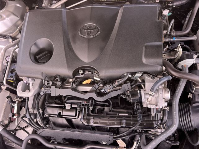 Thumbnail: 2021 Toyota Camry - 9
