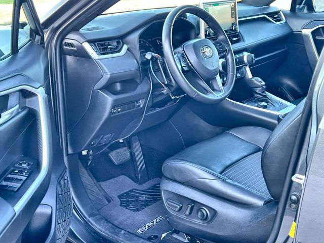 Thumbnail: 2021 Toyota RAV4 - 11