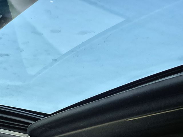 Thumbnail: 2021 Toyota RAV4 - 32