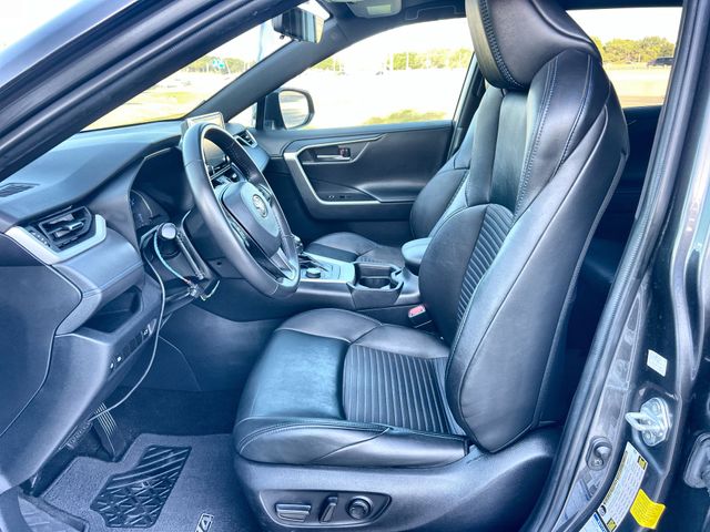 Thumbnail: 2021 Toyota RAV4 - 12