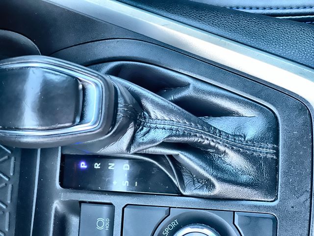 Thumbnail: 2021 Toyota RAV4 - 15