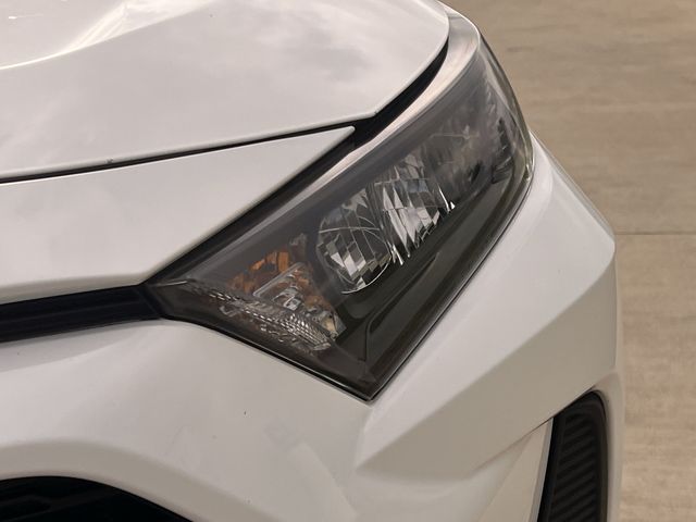 Thumbnail: 2021 Toyota RAV4 - 24