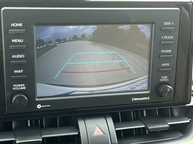 Thumbnail: 2021 Toyota RAV4 - 26