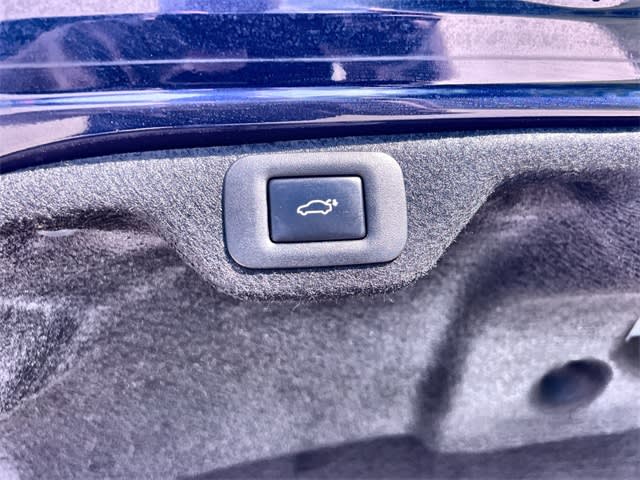 Thumbnail: 2021 Lexus ES - 34