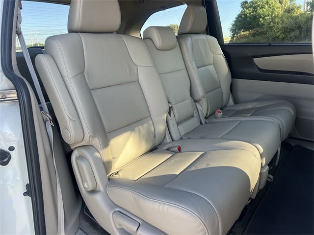 Thumbnail: 2014 Honda Odyssey - 13