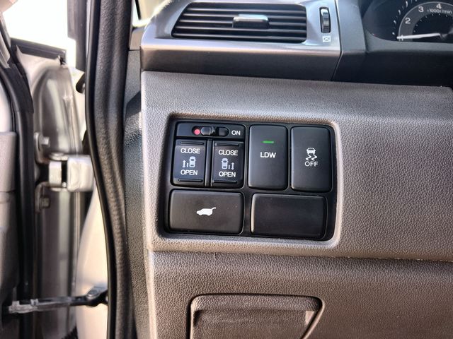 Thumbnail: 2014 Honda Odyssey - 29