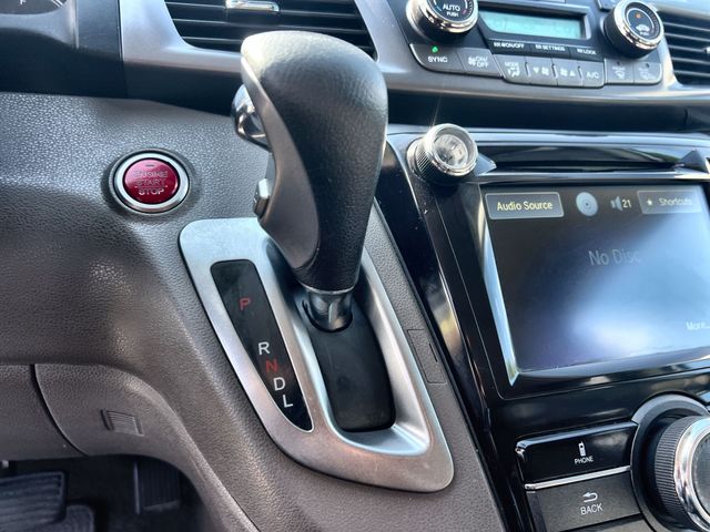 Thumbnail: 2014 Honda Odyssey - 15