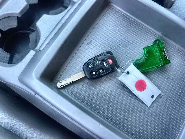 Thumbnail: 2013 Honda Odyssey - 18