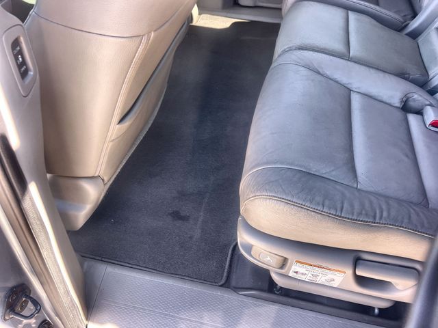Thumbnail: 2013 Honda Odyssey - 33