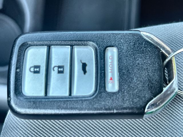 Thumbnail: 2019 Honda Odyssey - 18