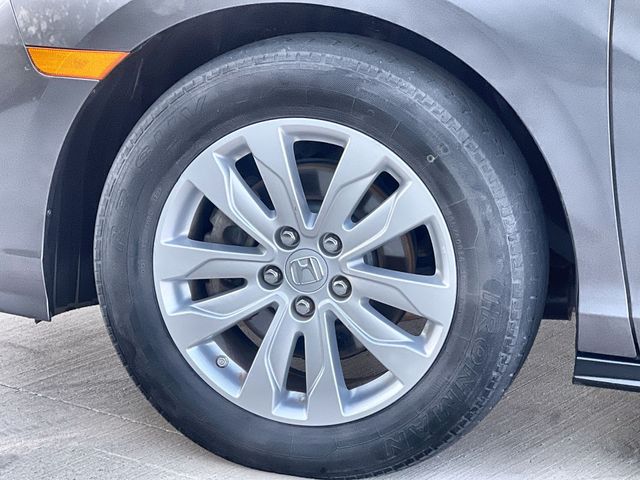 Thumbnail: 2019 Honda Odyssey - 8