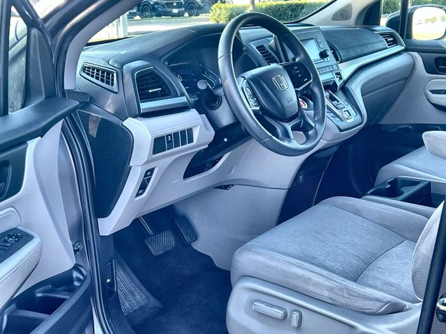 Thumbnail: 2019 Honda Odyssey - 11