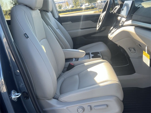 Thumbnail: 2026 Honda Odyssey - 12