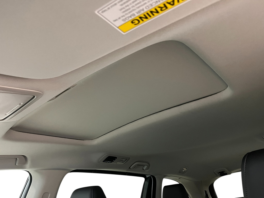 Thumbnail: 2026 Honda Odyssey - 26