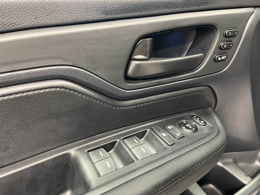 Thumbnail: 2026 Honda Odyssey - 19