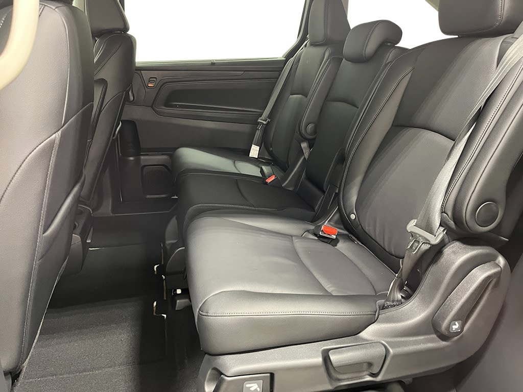 Thumbnail: 2026 Honda Odyssey - 12