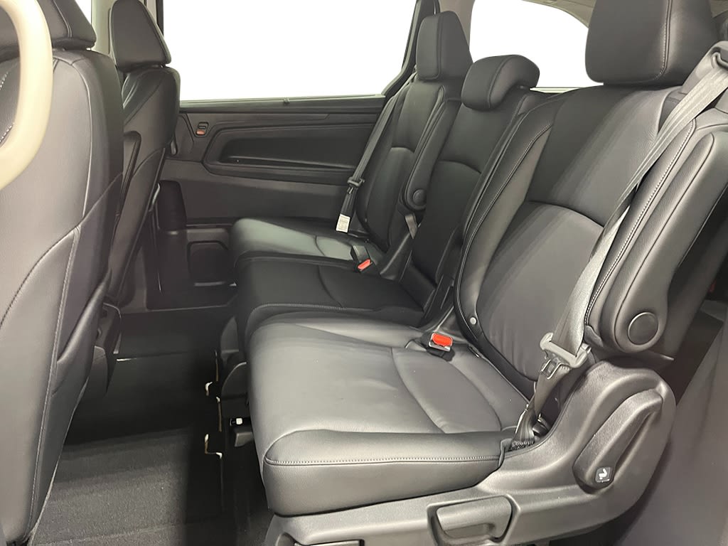 Thumbnail: 2026 Honda Odyssey - 13
