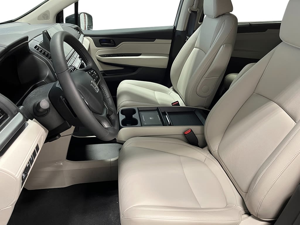 Thumbnail: 2026 Honda Odyssey - 8