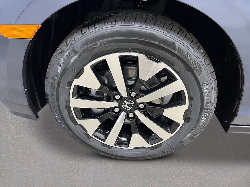 Thumbnail: 2026 Honda Odyssey - 8