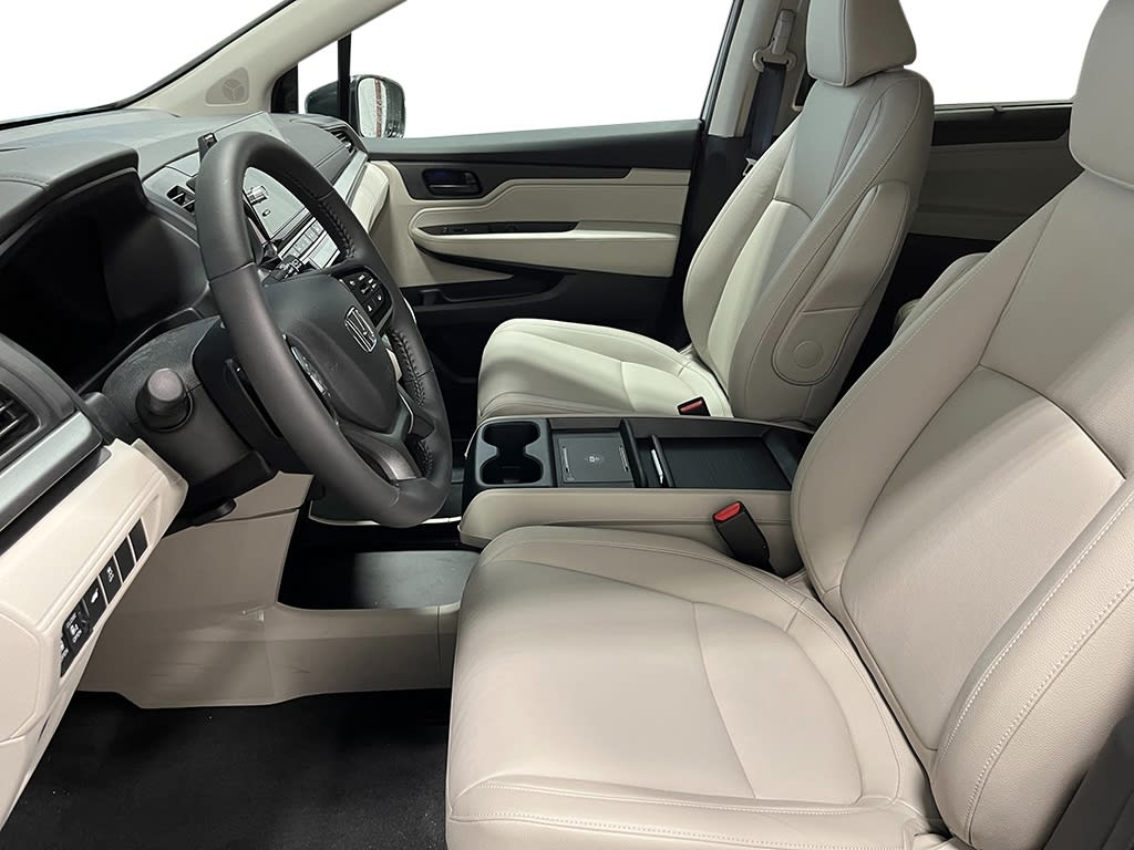 Thumbnail: 2026 Honda Odyssey - 11