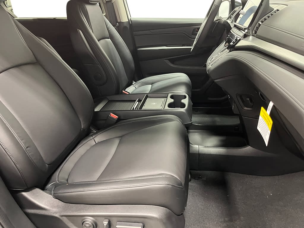 Thumbnail: 2026 Honda Odyssey - 12