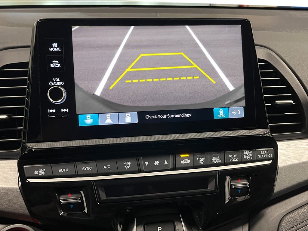 Thumbnail: 2026 Honda Odyssey - 25