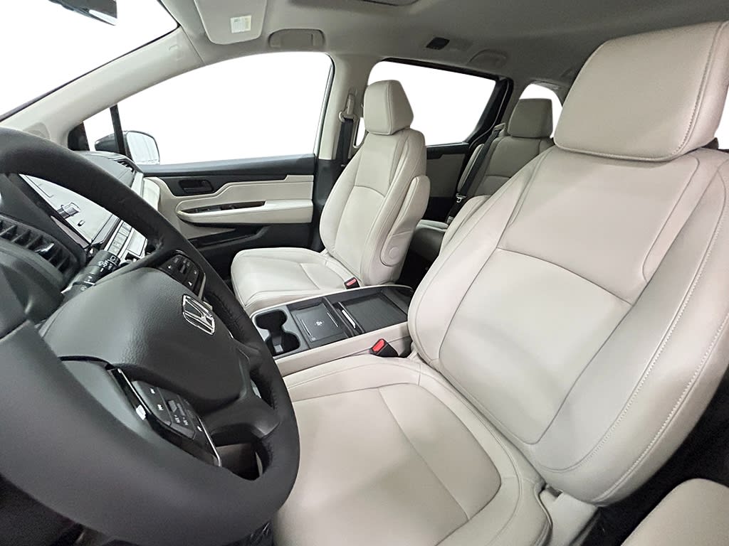 Thumbnail: 2026 Honda Odyssey - 10