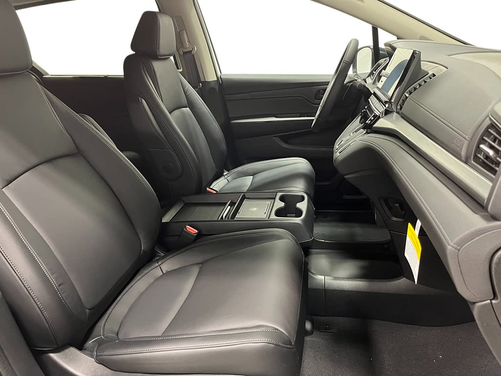 Thumbnail: 2026 Honda Odyssey - 12