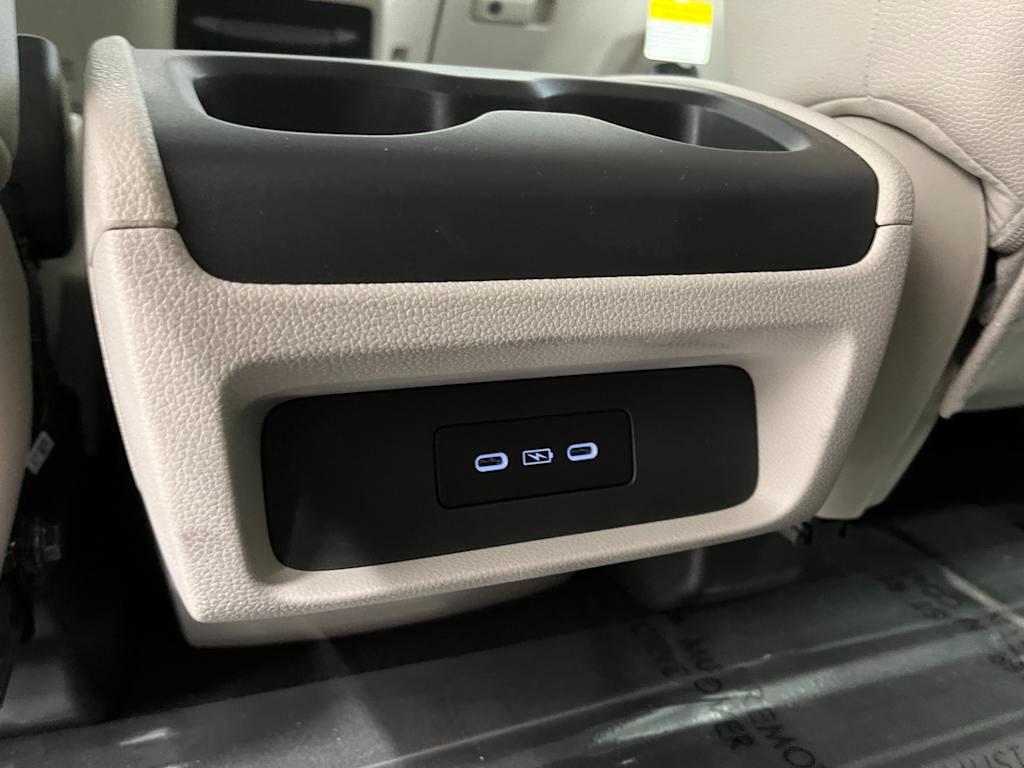 Thumbnail: 2026 Honda Odyssey - 25