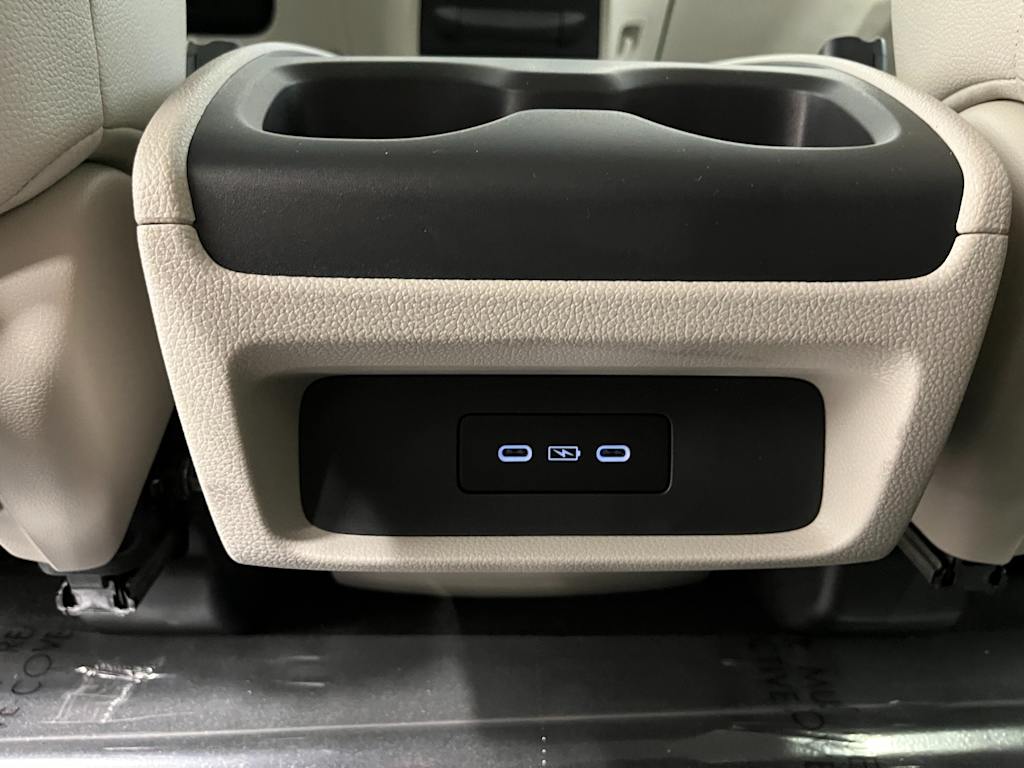 Thumbnail: 2026 Honda Odyssey - 26