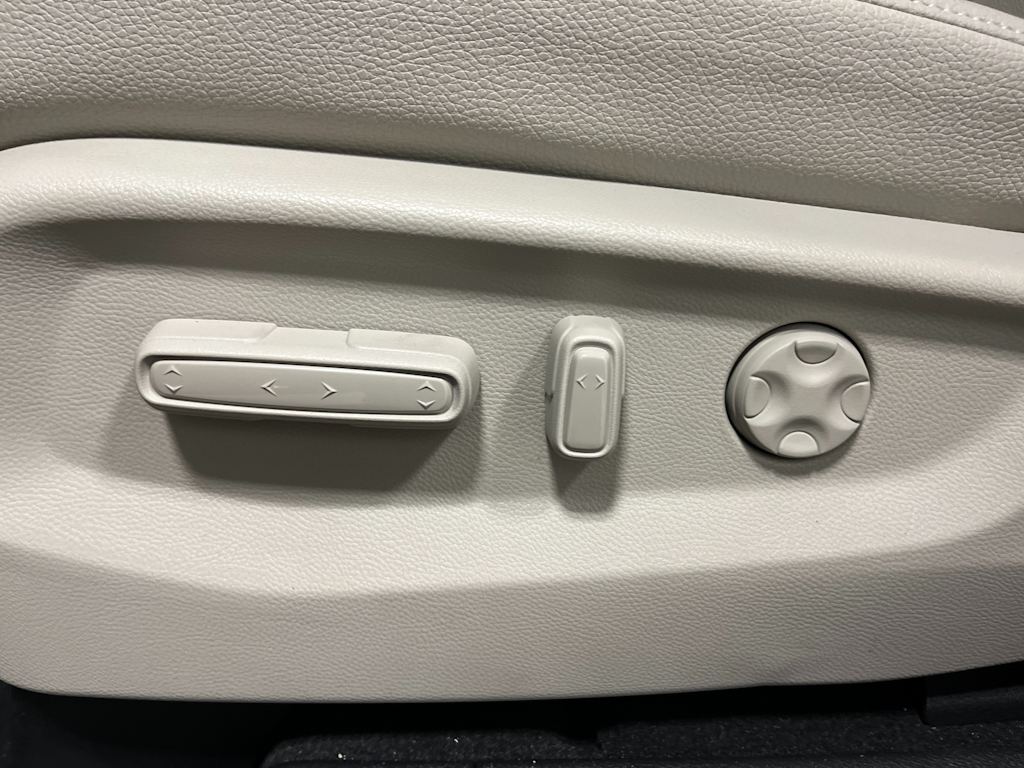 Thumbnail: 2026 Honda Odyssey - 19