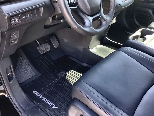 2025 Honda Odyssey Sport 11