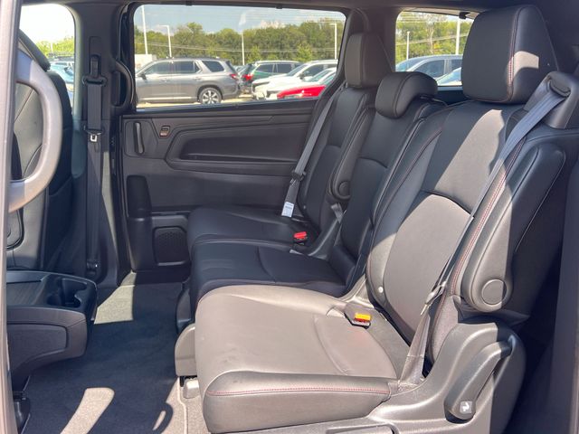 Thumbnail: 2026 Honda Odyssey - 13