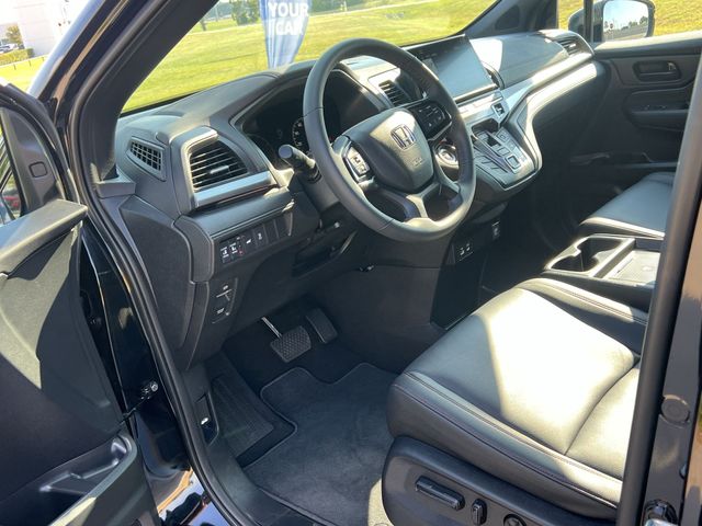 Thumbnail: 2026 Honda Odyssey - 11