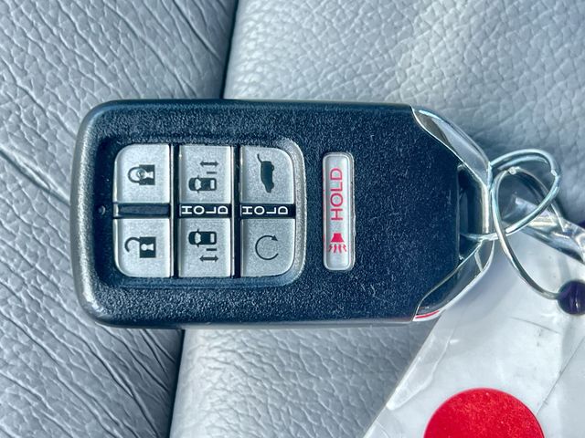 Thumbnail: 2020 Honda Odyssey - 18