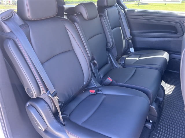 2025 Honda Odyssey Sport 13