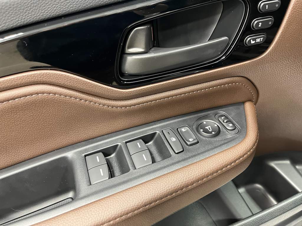 Thumbnail: 2026 Honda Odyssey - 20