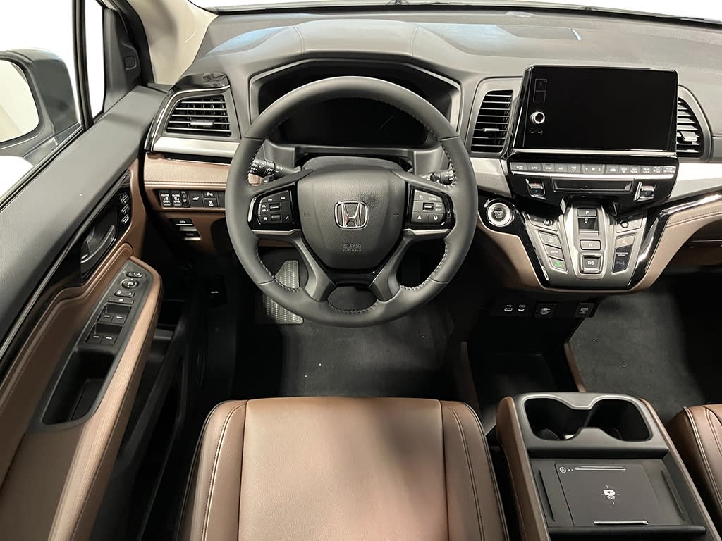 Thumbnail: 2026 Honda Odyssey - 10