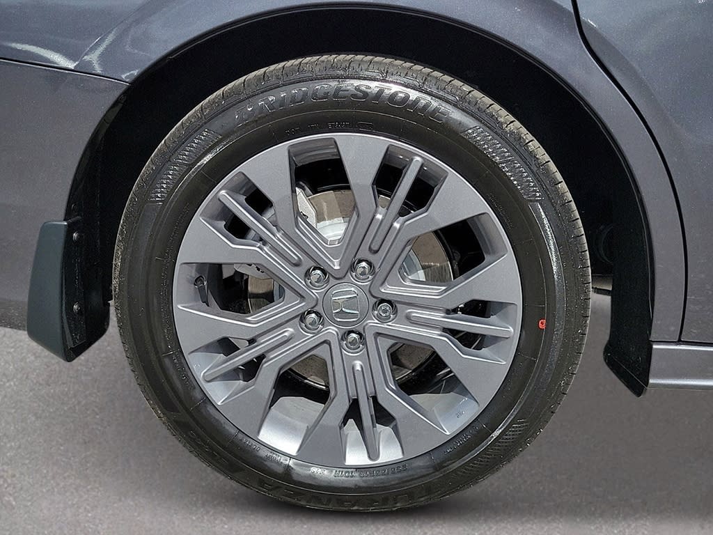 Thumbnail: 2026 Honda Odyssey - 8