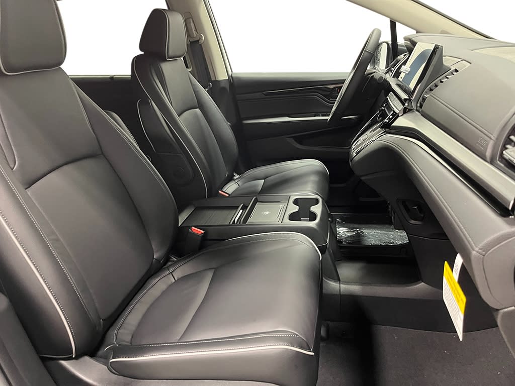 Thumbnail: 2026 Honda Odyssey - 12