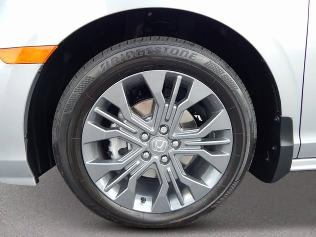 Thumbnail: 2026 Honda Odyssey - 8