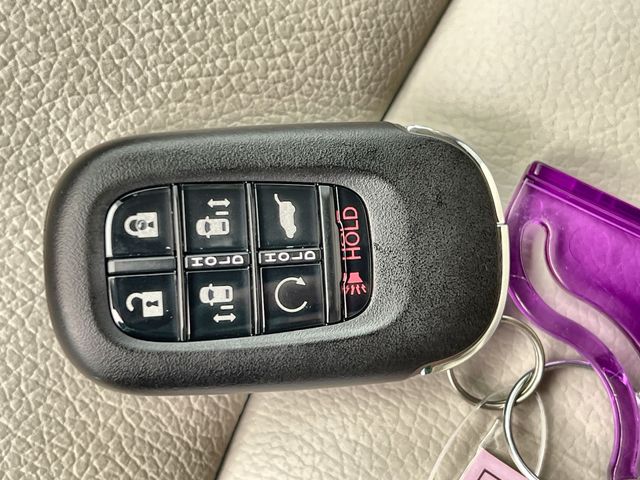 Thumbnail: 2026 Honda Odyssey - 18