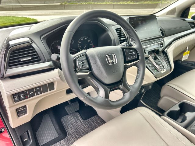 Thumbnail: 2026 Honda Odyssey - 10