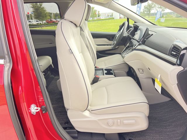 Thumbnail: 2026 Honda Odyssey - 12