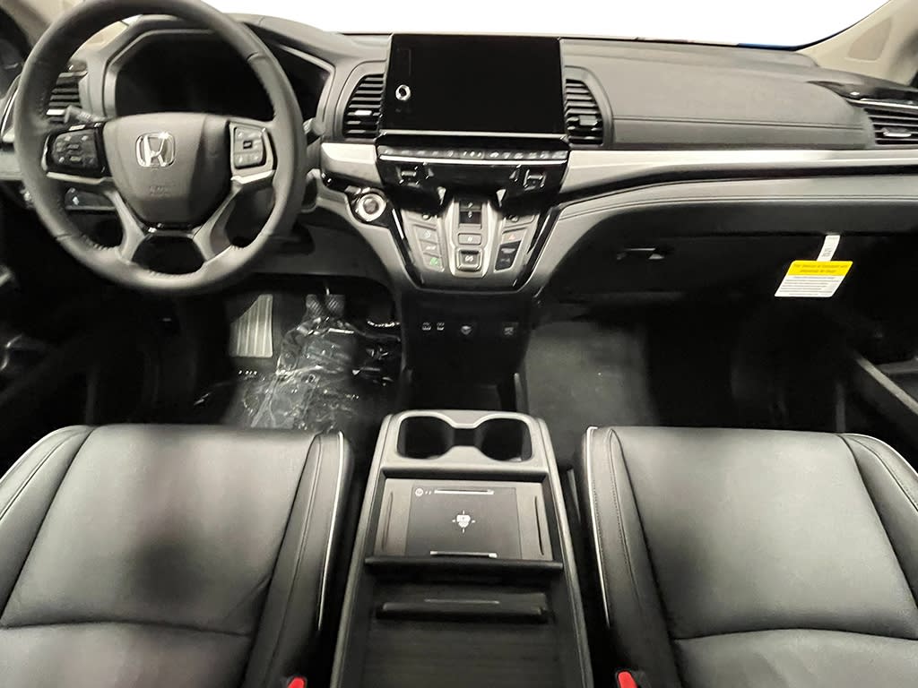 Thumbnail: 2026 Honda Odyssey - 10