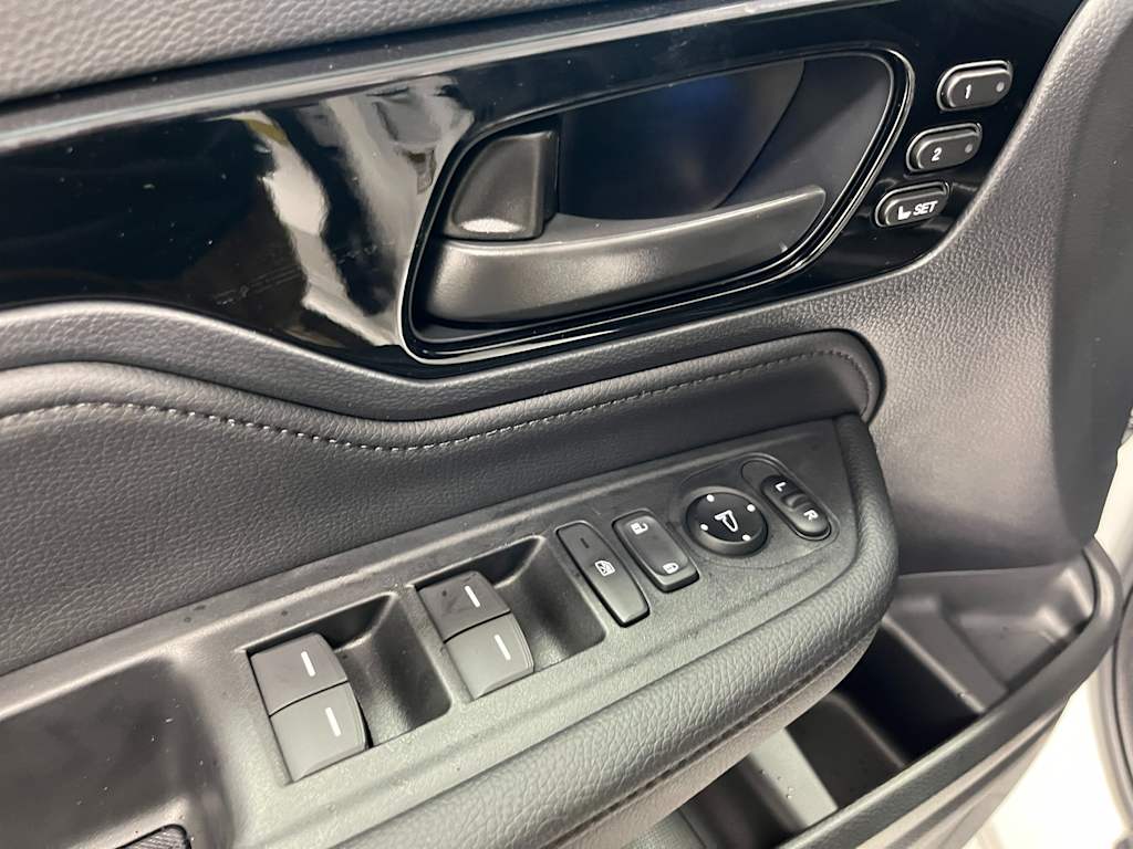 Thumbnail: 2027 Honda Odyssey - 21